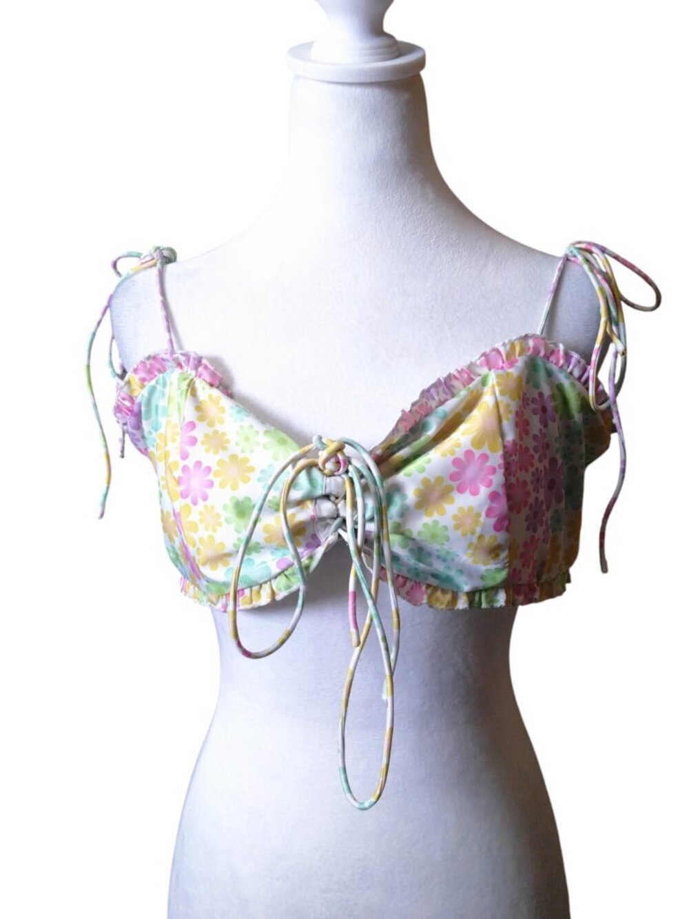 Sugar Thrillz Pastel Floral Bikini Top Ruffle Strappy Size XL Boho Beach Swim
